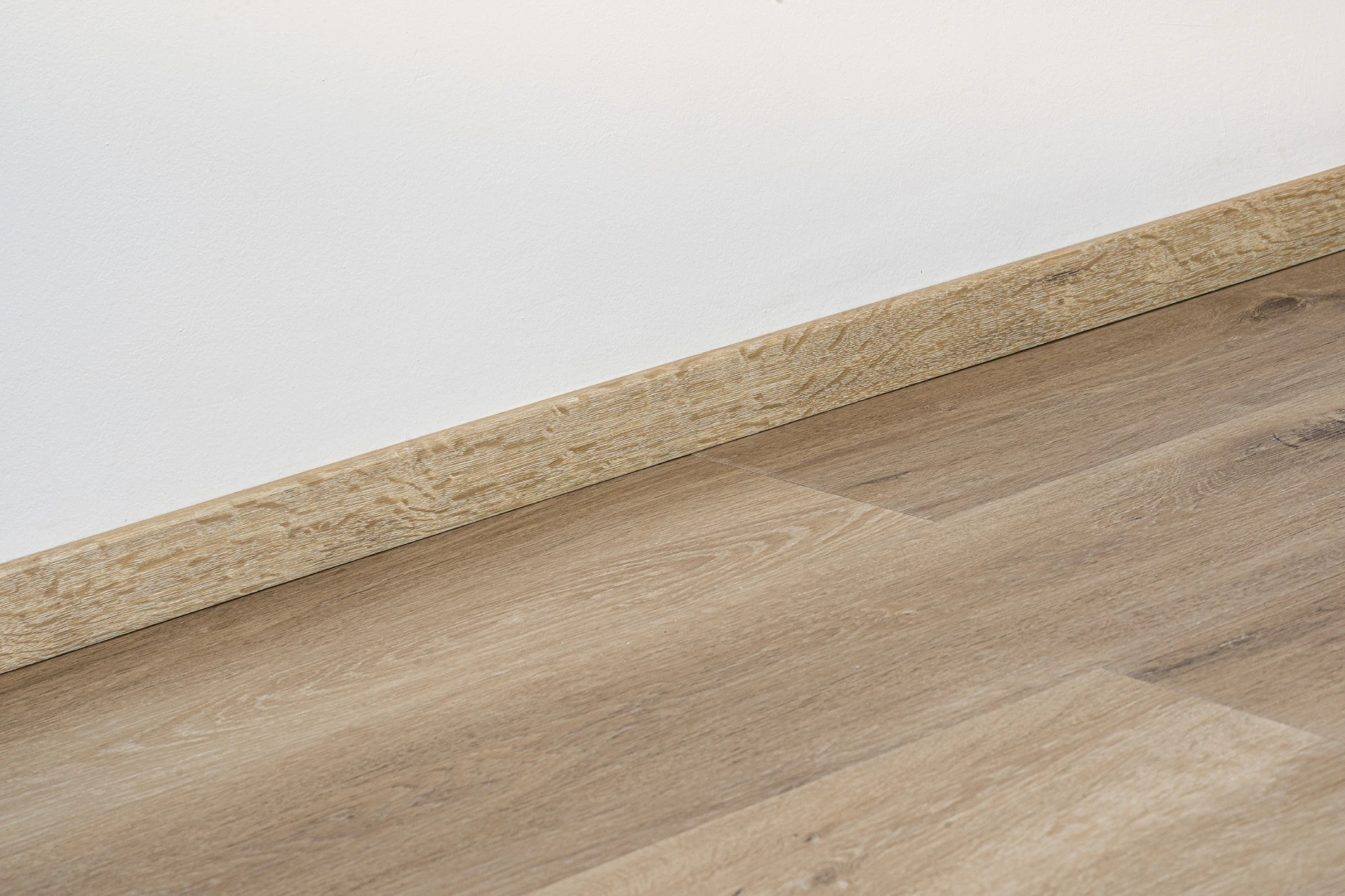Canadian Design vinyl SPC RIGID podlaha 5/0,3 mm s podložkou JASPER 123x18 cm (1,77m2)